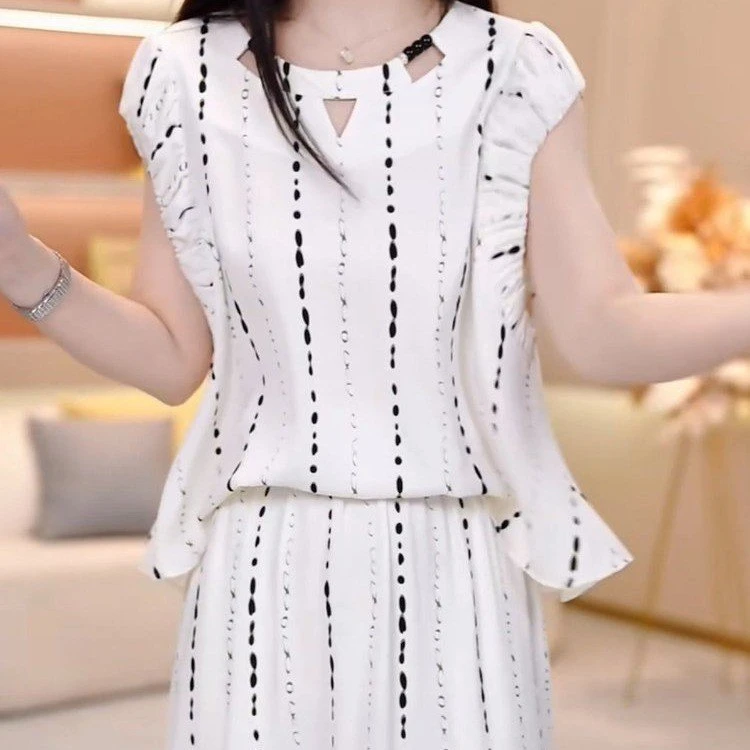 爆款条纹套装2025夏季新款时尚洋气减龄半身裙两件套