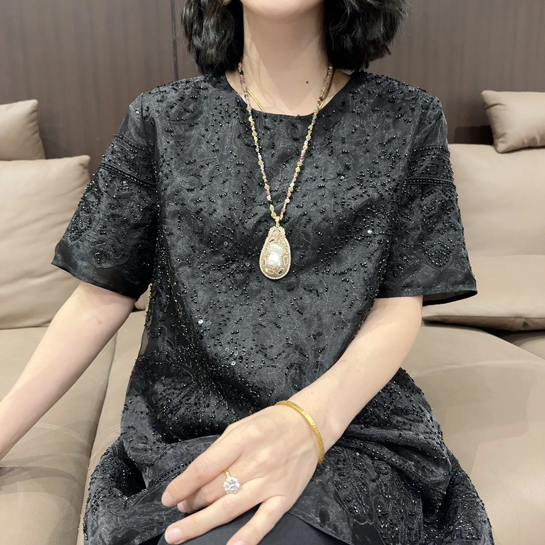 黑色串珠亮钻显瘦圆领大版衫
