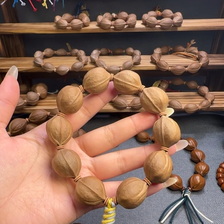 手串橄榄核I’m 梅林铁核三花鲨鱼背