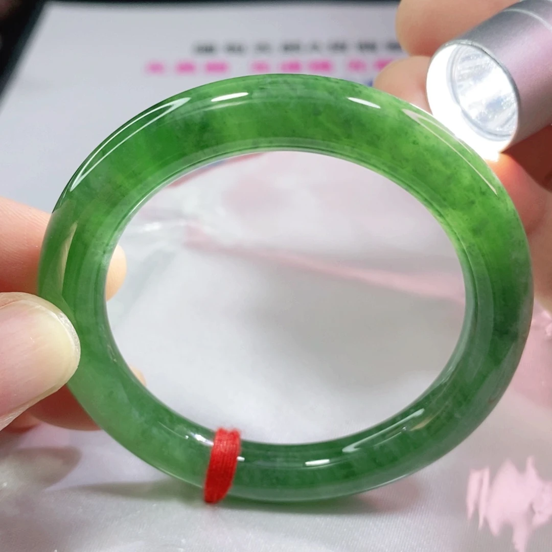 翡翠手镯未镶嵌50505050-52圈口圆条