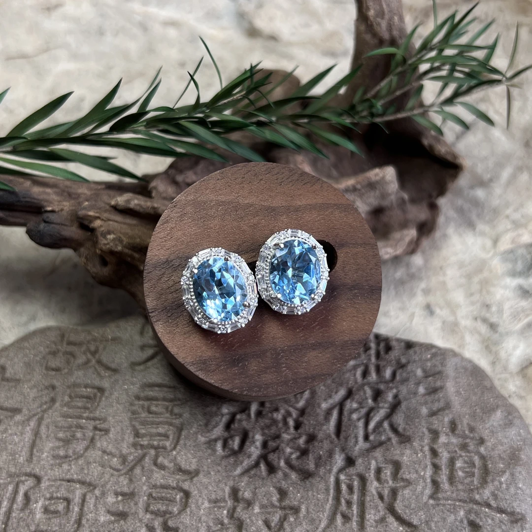 【鲍发户】*薄荷海风*天然托帕石大蛋面耳钉