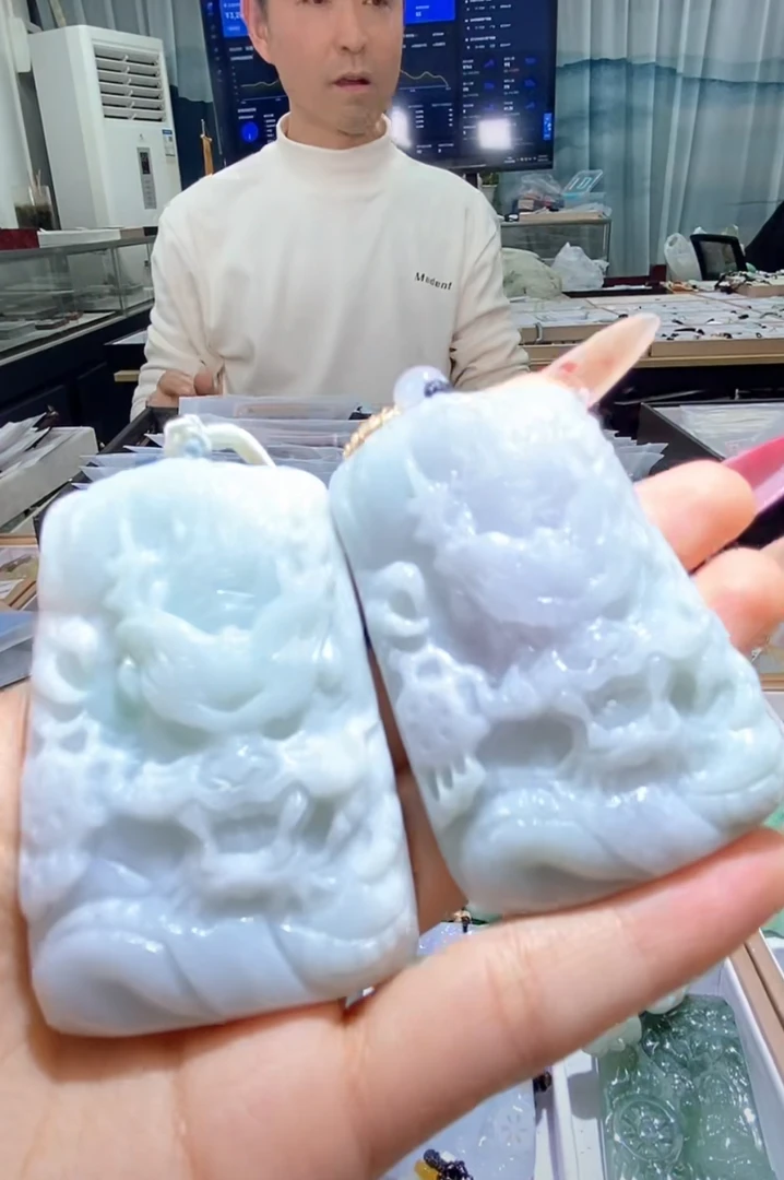 天然缅甸翡翠A货未镶嵌多样性仅发一件随机发货