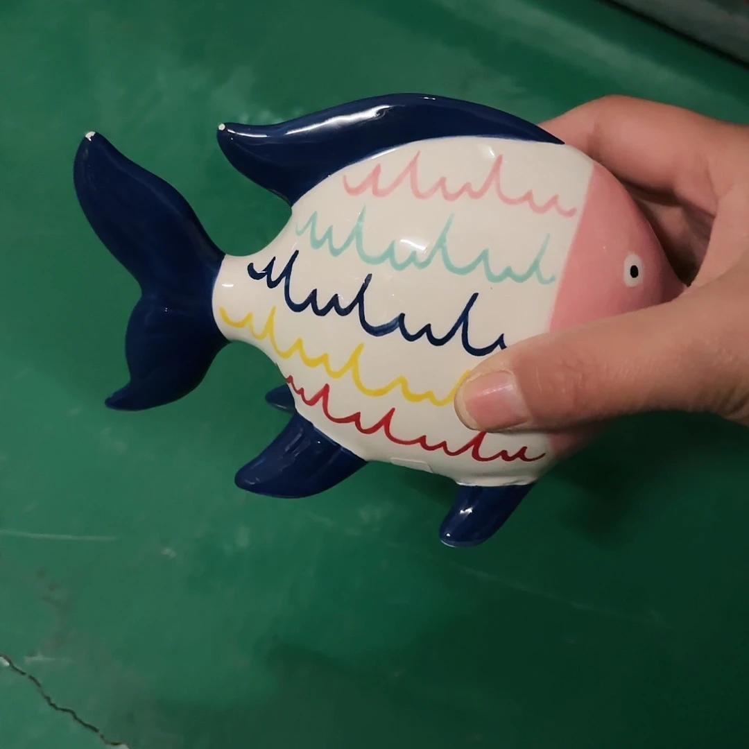 皮***白陶瓷艺术设计中心