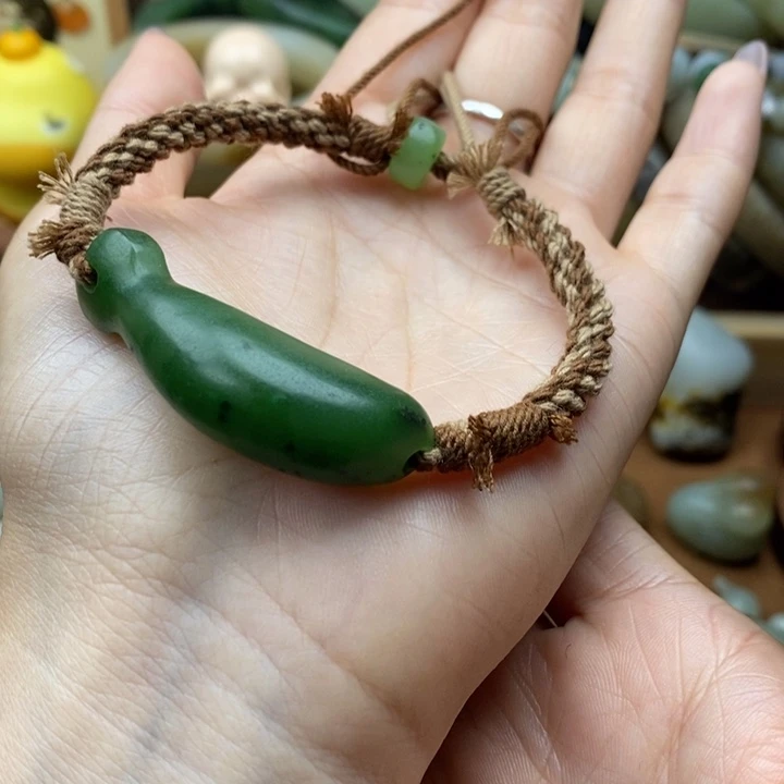 和田玉（碧玉）未镶嵌手链