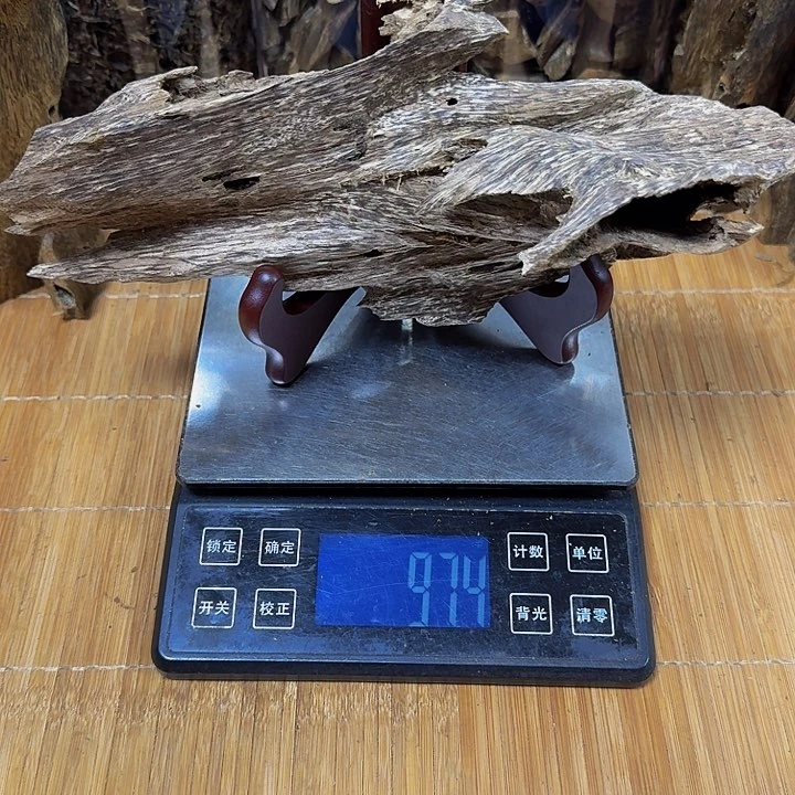沉香沉香枕汪**你越南芽庄壳子块料