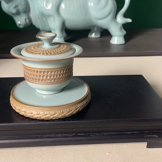 杨****青焱汝瓷天青重工盖碗微瑕