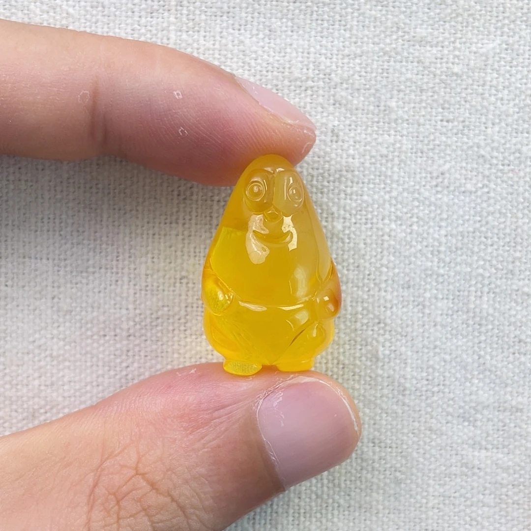 裸石琥珀未镶嵌派大星