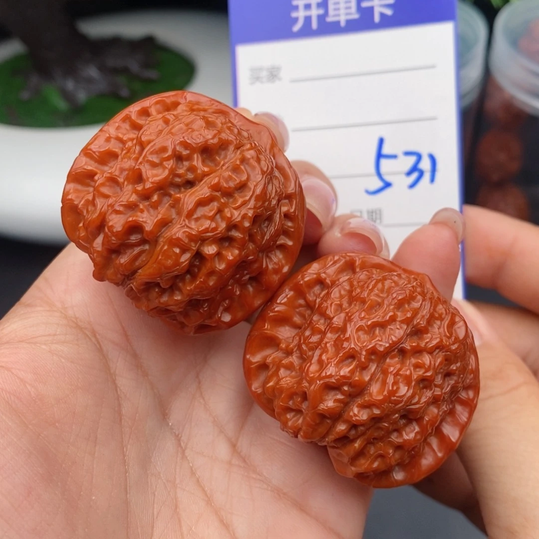 文玩核桃把件41血麒麟531