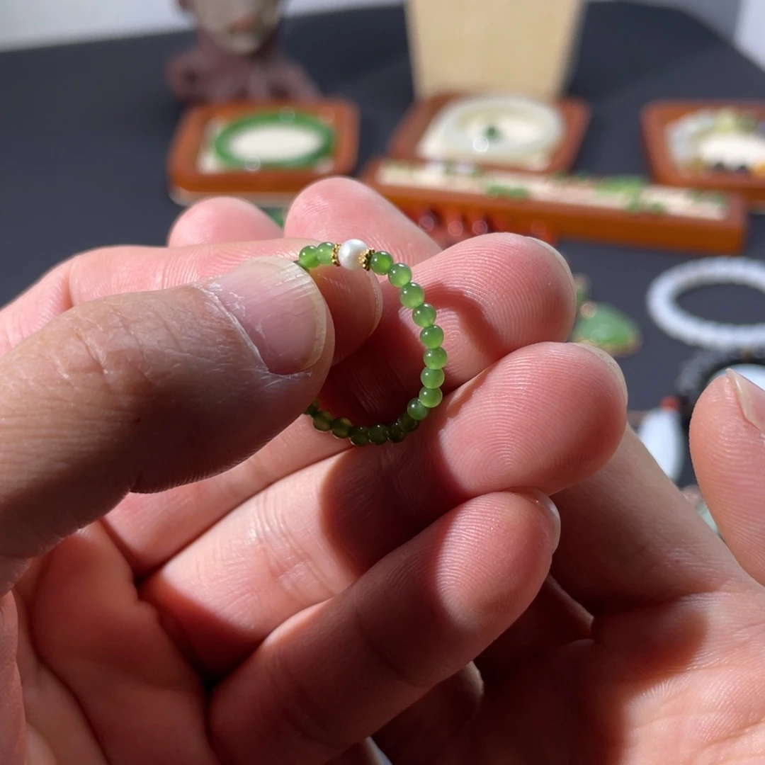 和田玉戒指未镶嵌