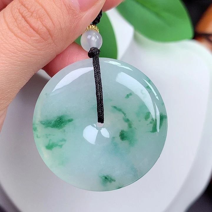 颈饰未镶嵌翡翠平安扣 38.2x5.8mm