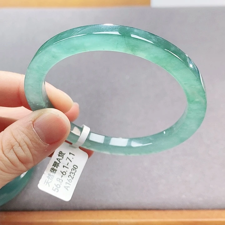 【闪购商品】翡翠手镯（圆镯）未镶嵌