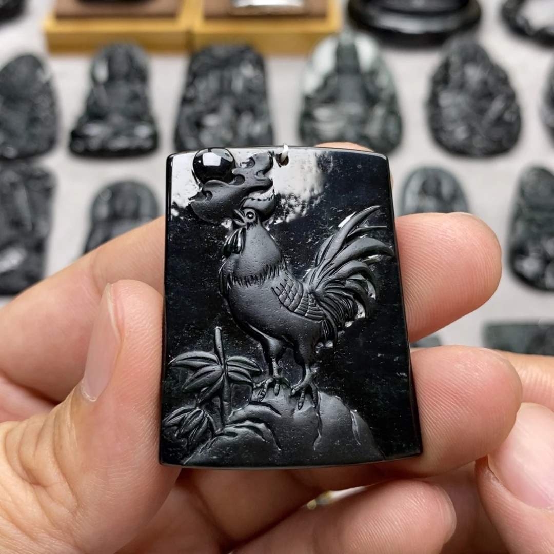 翡翠未镶嵌颈饰生肖鸡