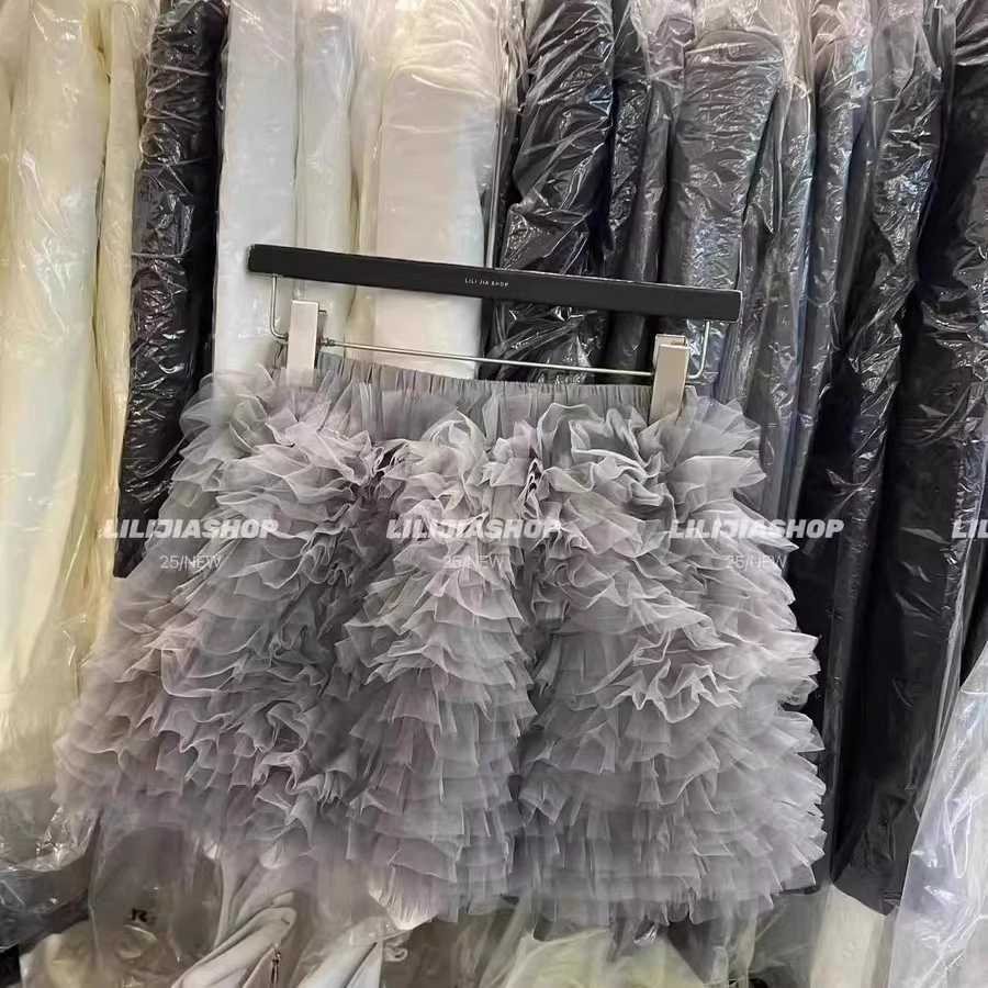 2025秋冬季新款韩版时尚百搭松紧腰显瘦半身裙通勤休闲蛋糕裙纱裙