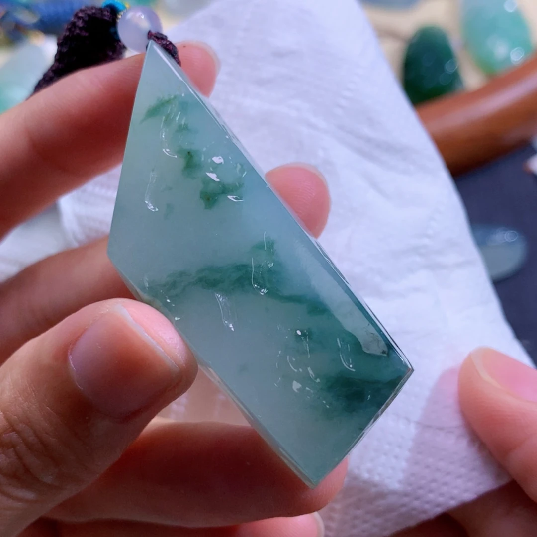 【闪购商品】颈饰未镶嵌翡翠蝴****H