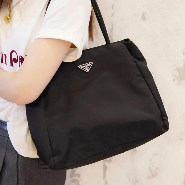 99新 Prada/普拉达 大吉中古/prada普拉达黑银32托特单肩包