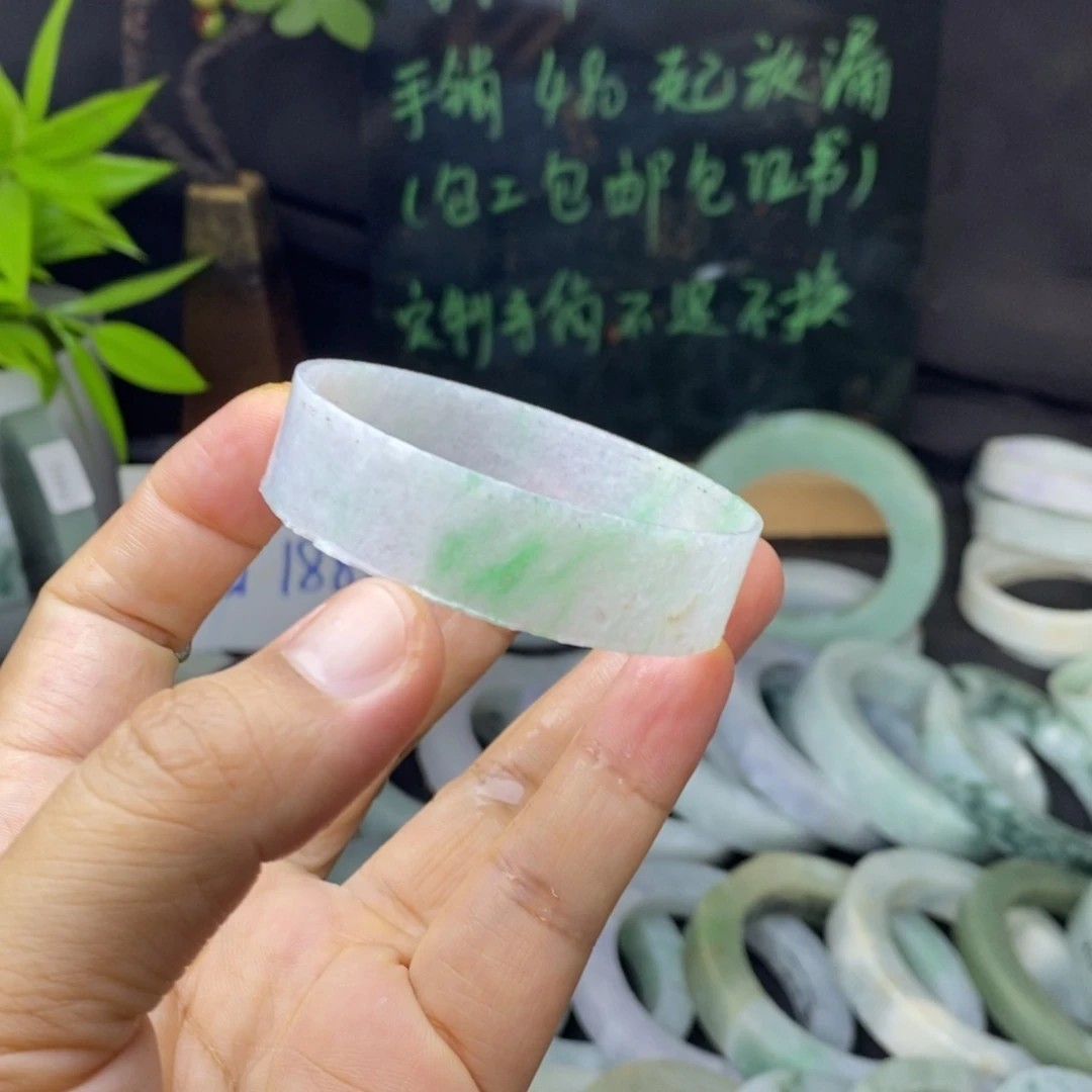 未镶嵌手镯定制翡翠