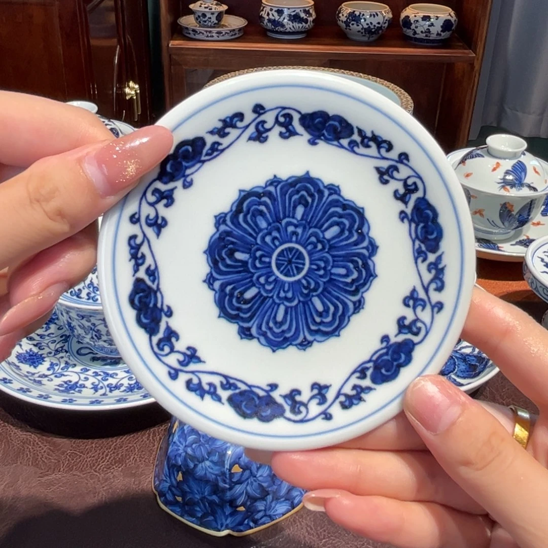 青花雯华堂手绘杯托