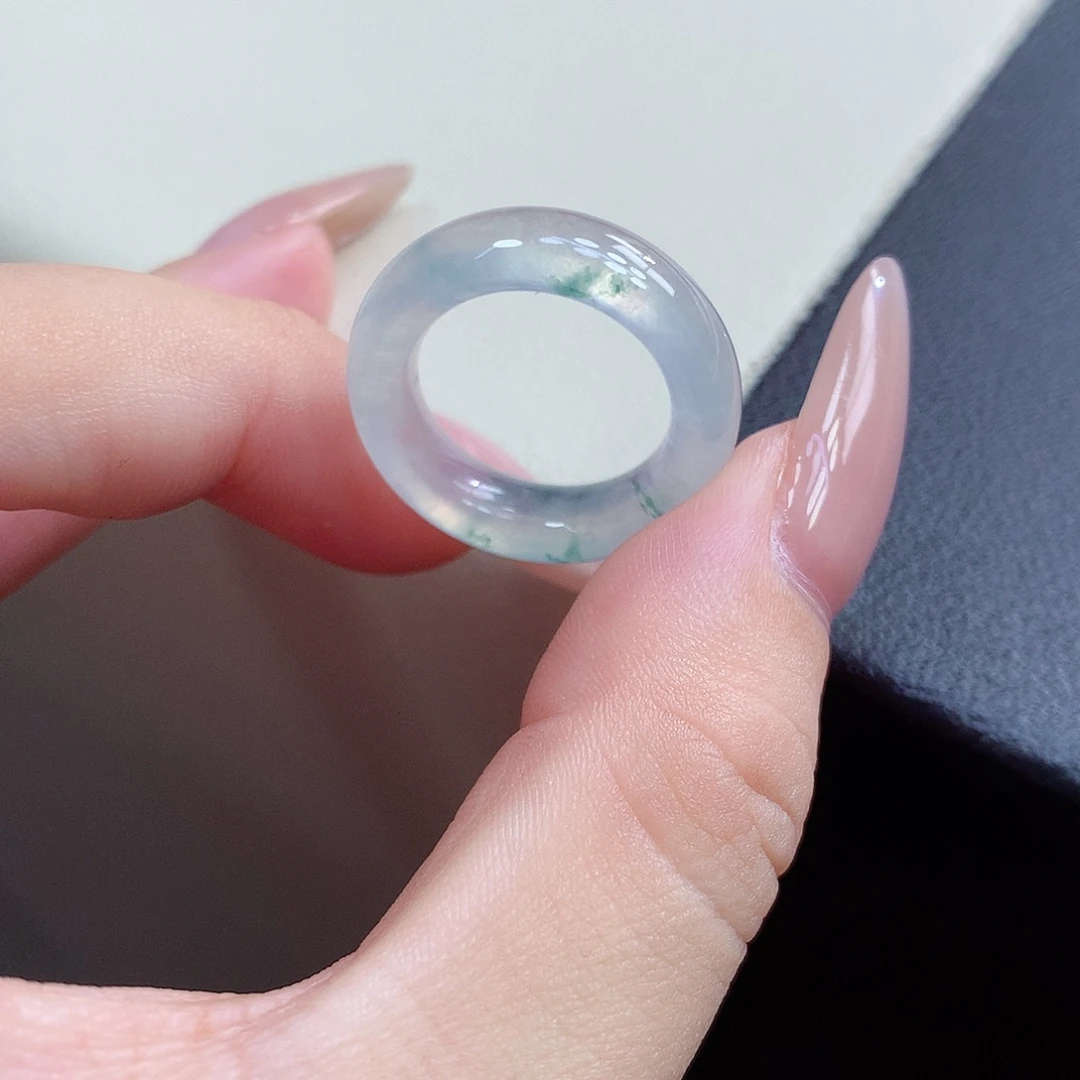 翡翠未镶嵌戒圈10号