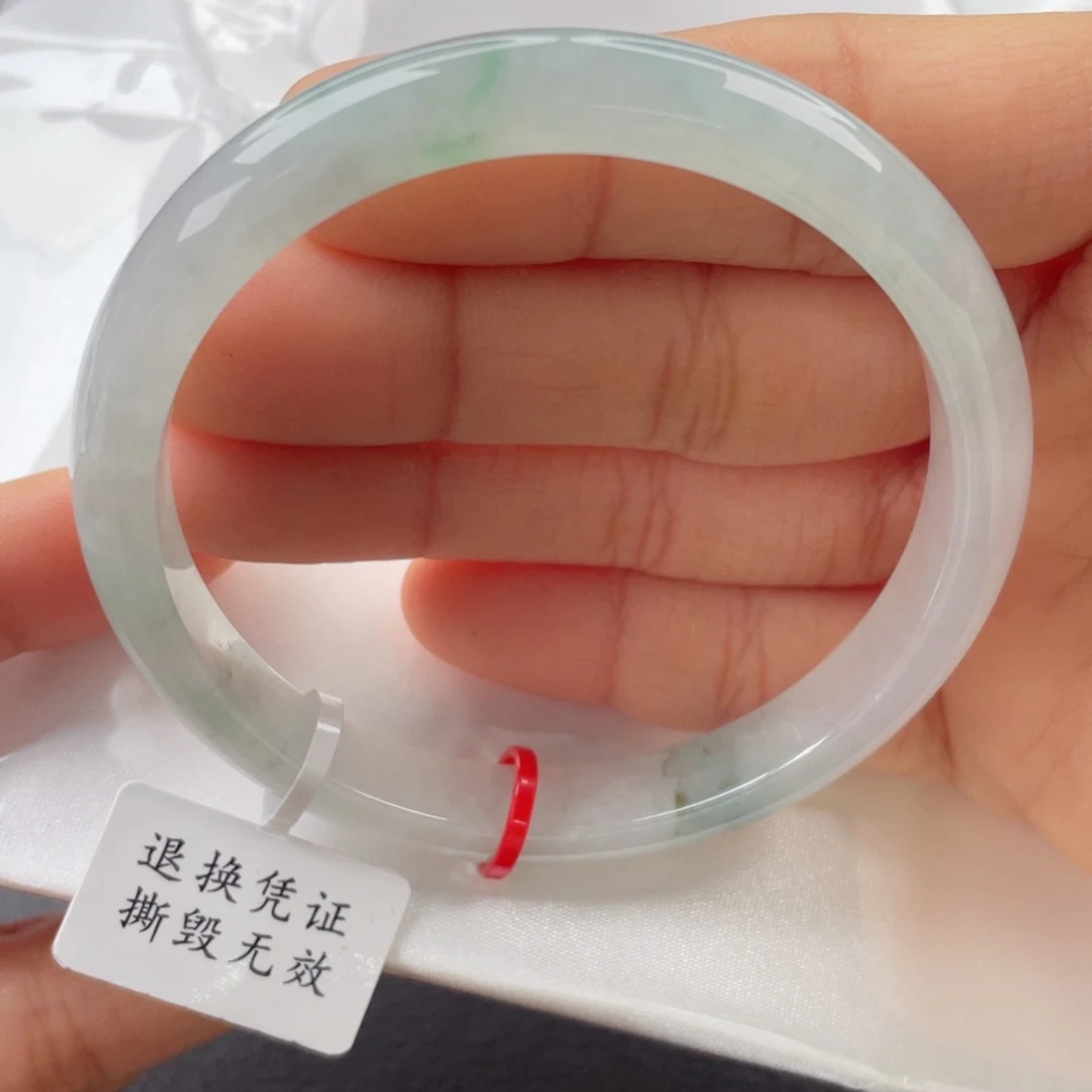 翡翠手镯未镶嵌56.3圈