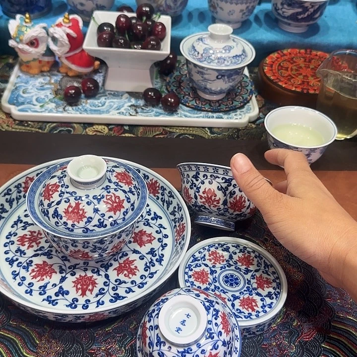 257858795958588589999