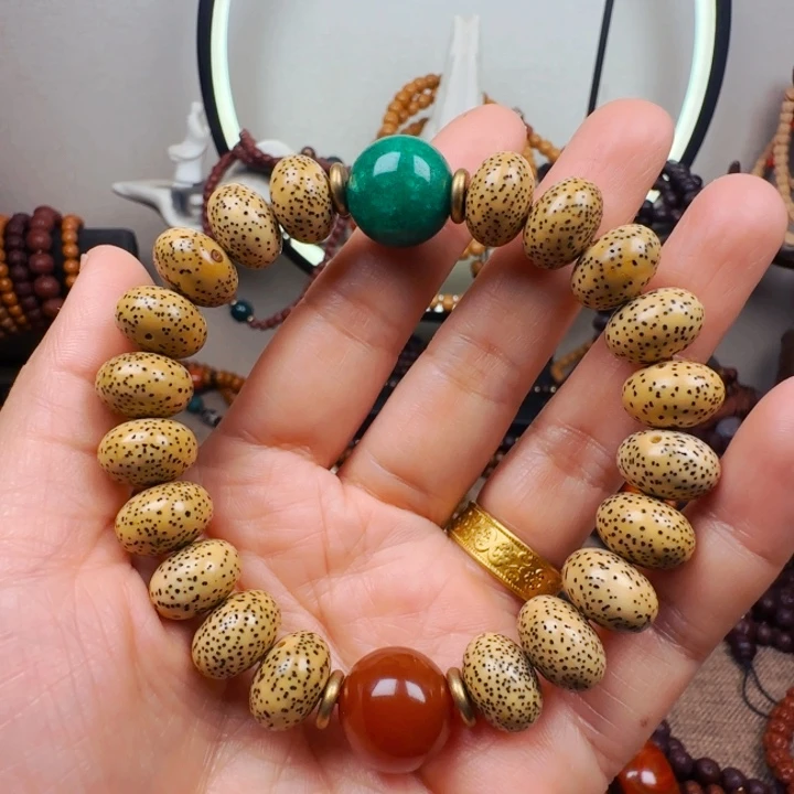 星月菩提吊坠手串