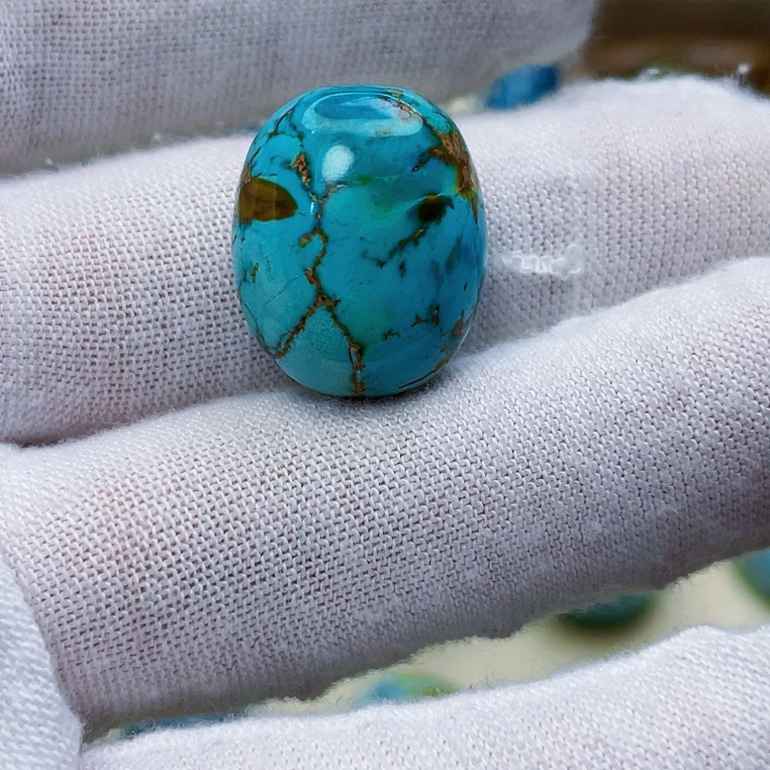 绿松石未镶嵌饰品