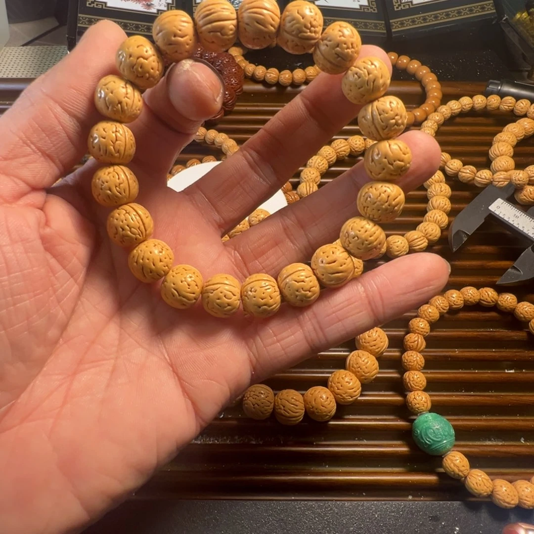 美***糖桃木野生黄桃一号手串