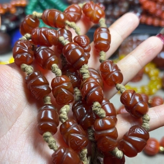 玛瑙/玉髓颈饰未镶嵌无****）