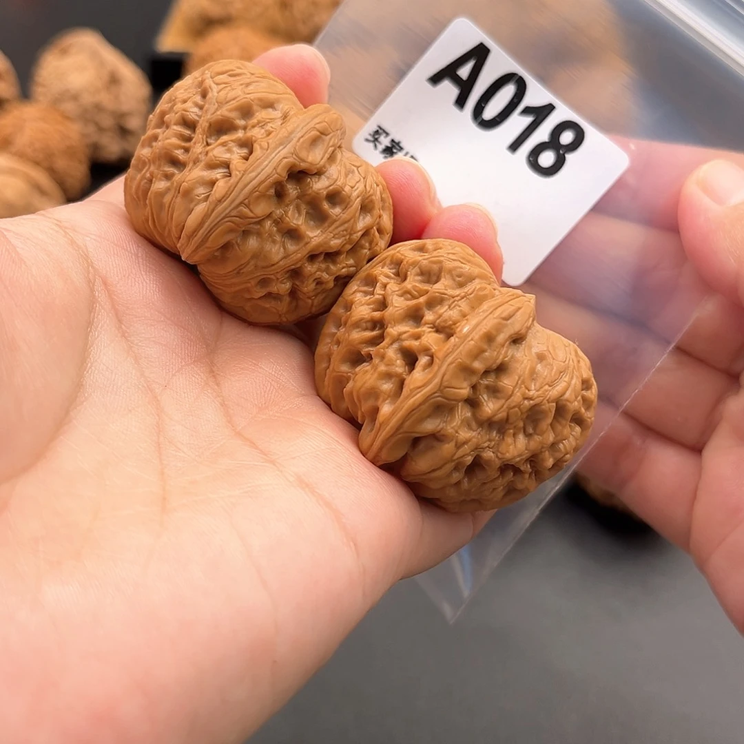 文玩核桃把件，元宝精品41