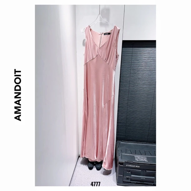 4777丨法式优雅风丝绒V领吊带连衣裙