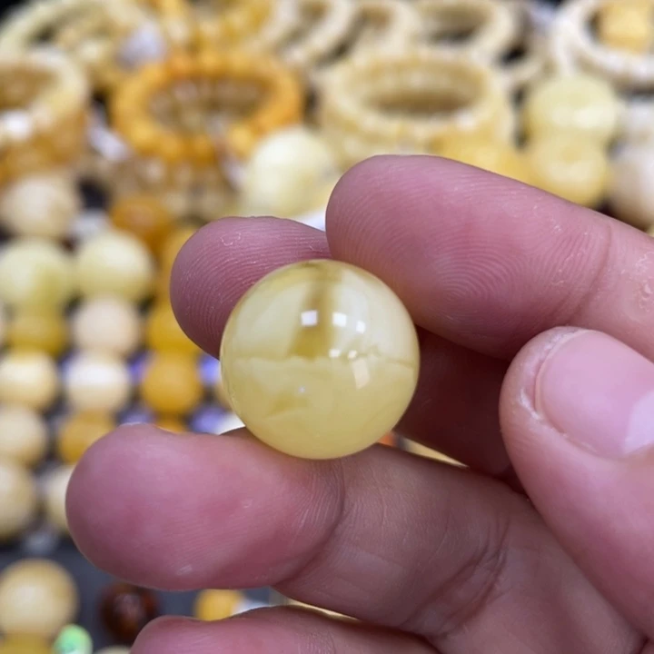 裸石蜜蜡未镶嵌16.8mm