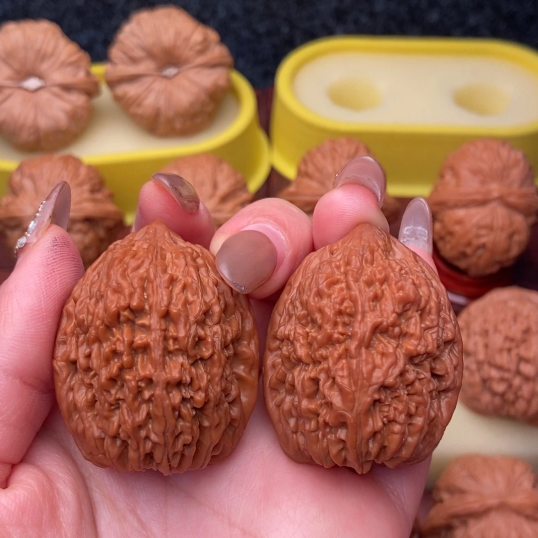 把件文玩核桃34红皮 大蒜头