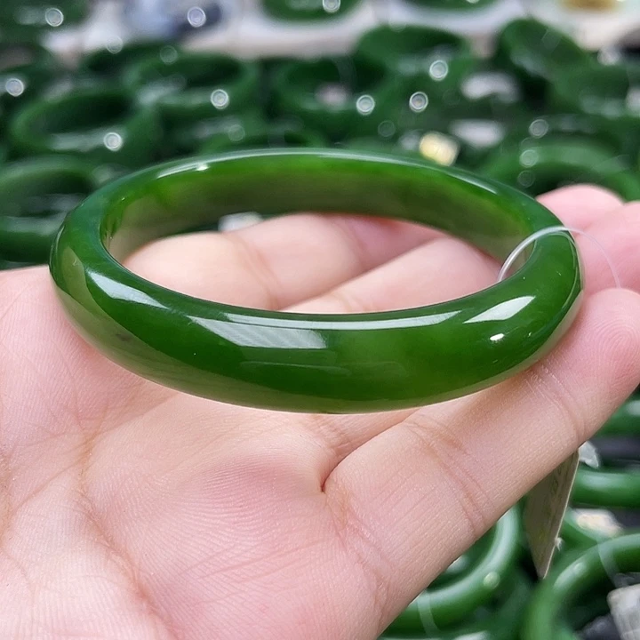 未镶嵌手镯和田玉（碧玉）