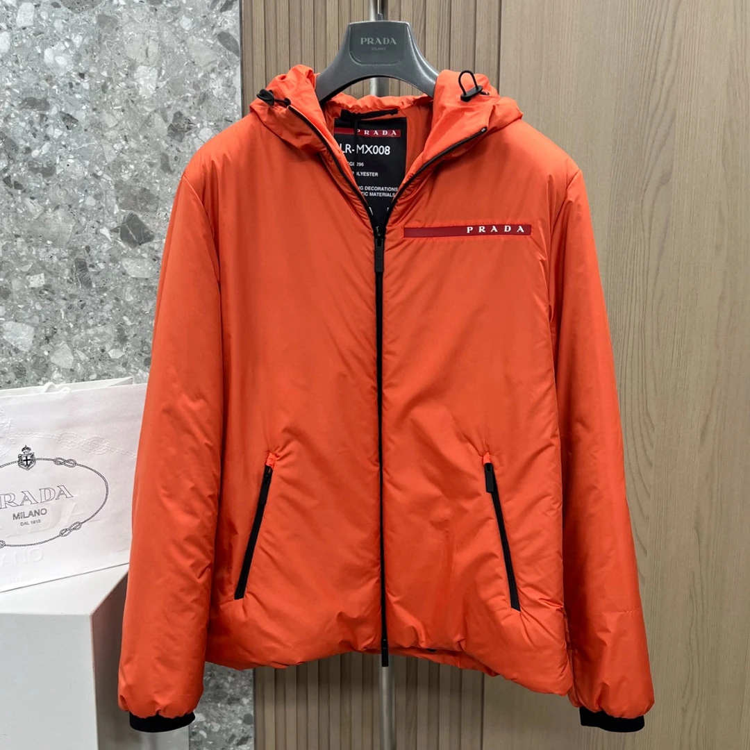 未使用 Prada/普拉达 132798 尼龙棉服夹克