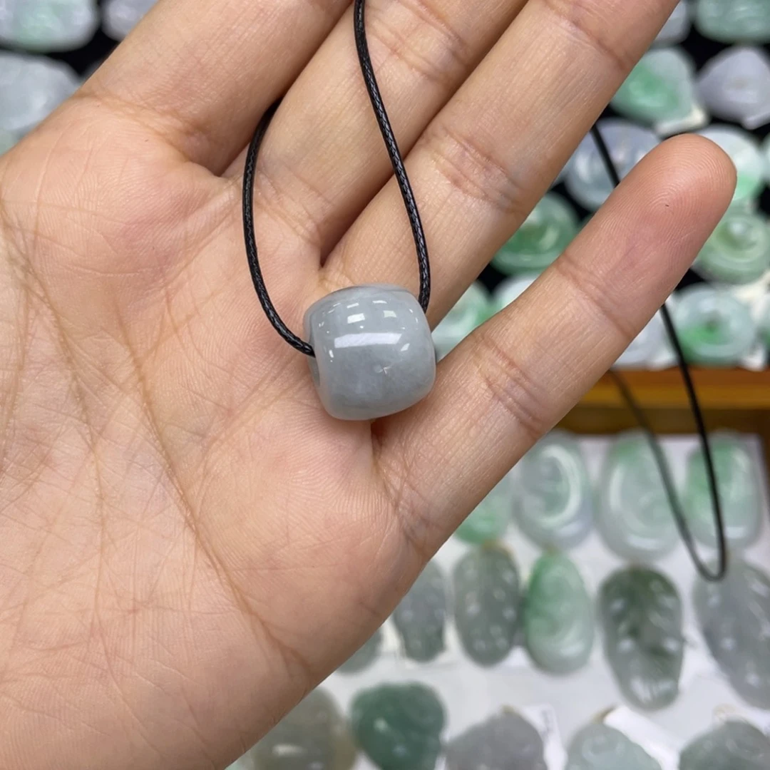 颈饰未镶嵌翡翠路路通