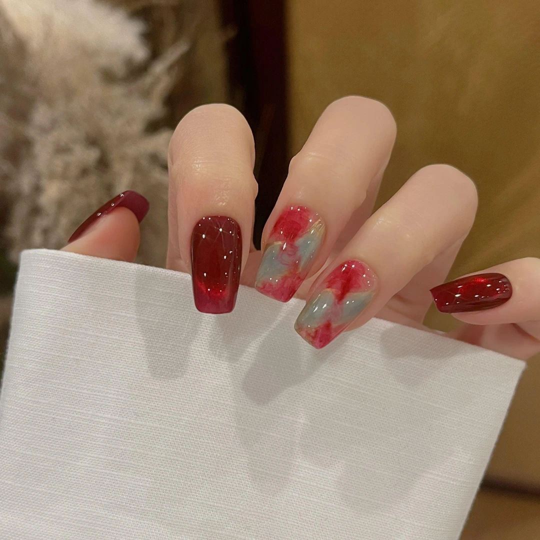 敦煌少女高级穿戴美甲渐变猫眼显白2025流行美甲片纯手工穿戴美甲