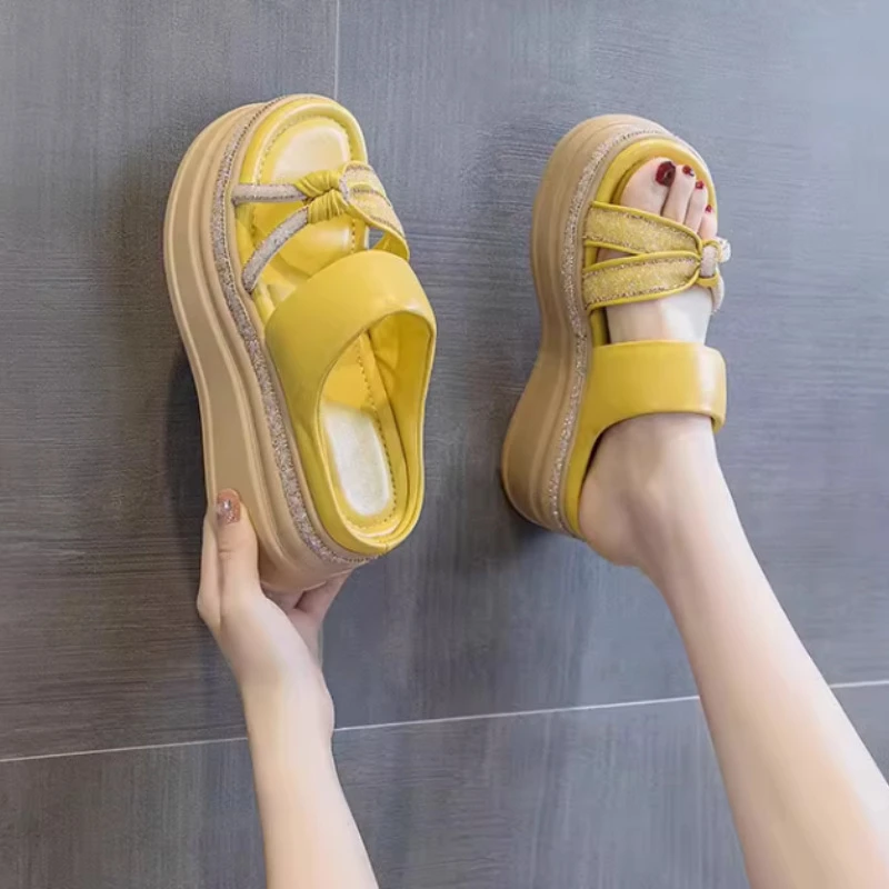 厚底内增高跟凉拖鞋女士外穿年春夏季新款时尚鞋子女ins潮牌百搭