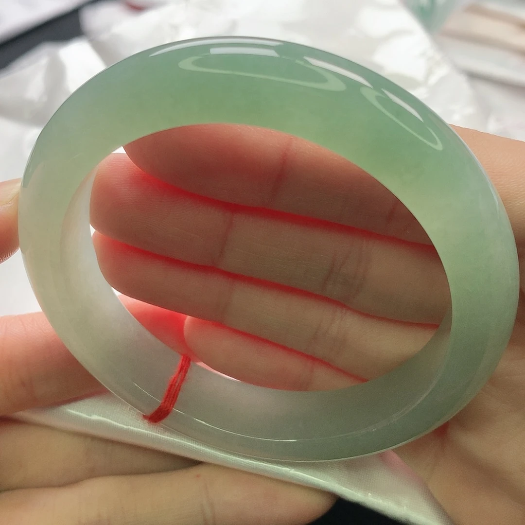 翡翠未镶嵌手镯缅甸5758完美