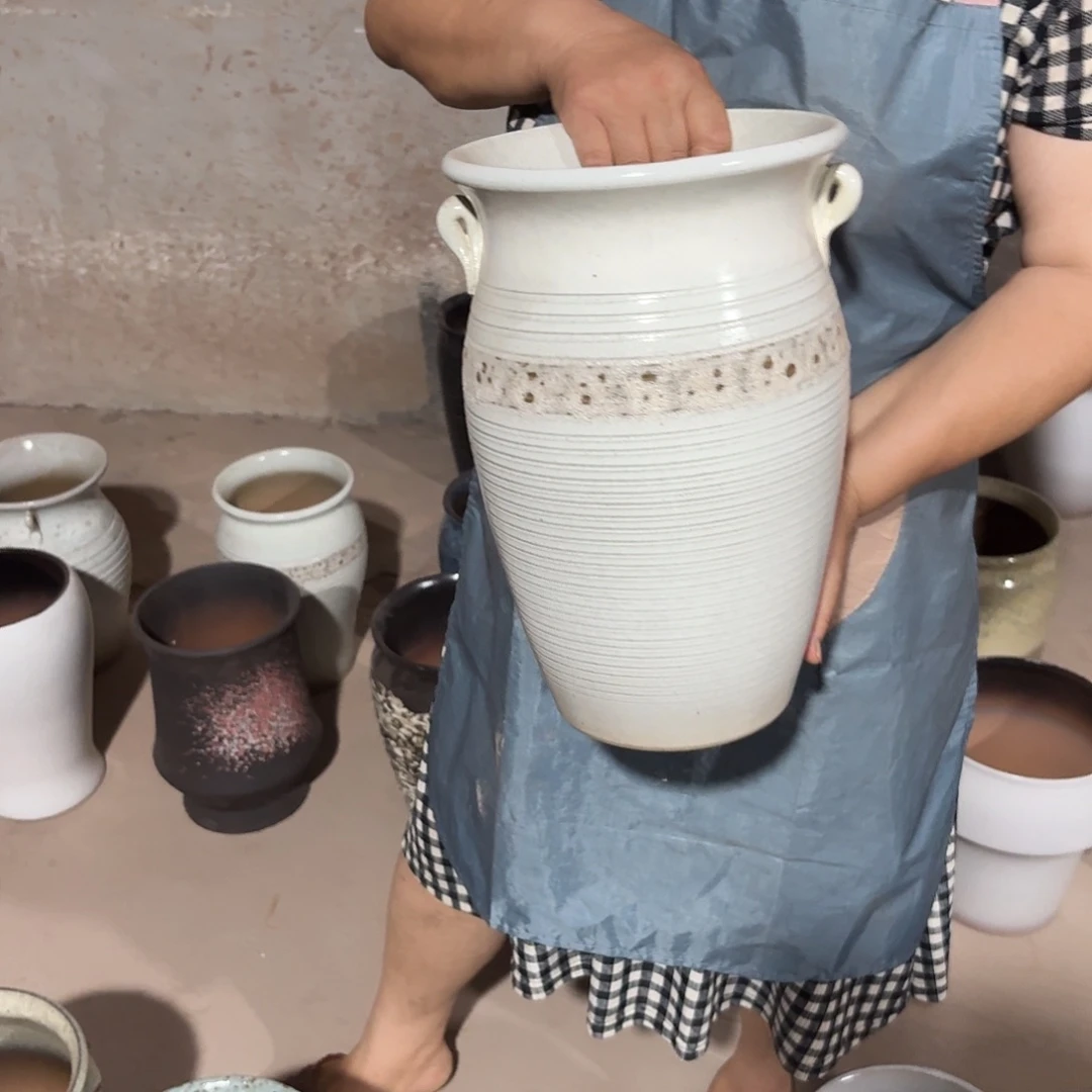 紫砂花盆口20高32一个