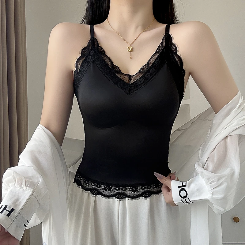 轻奢缎面蕾丝背心显瘦美背女性感无痕V领带胸垫一体内搭外穿上衣