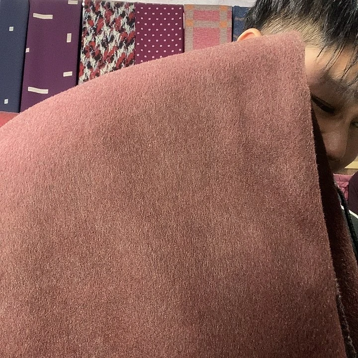 2米羊驼绒布料……