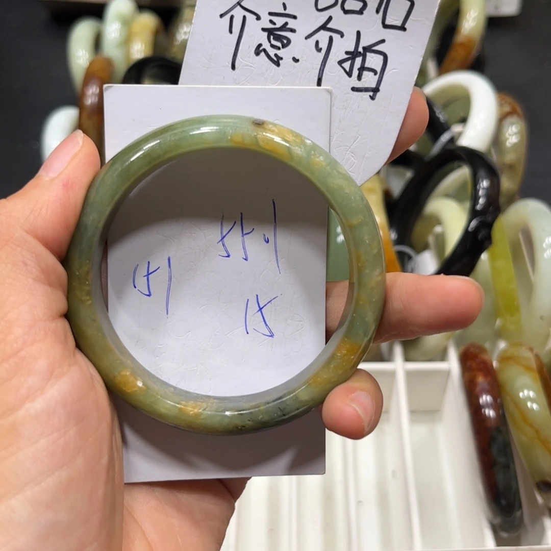 未镶嵌蛇纹石玉手镯
