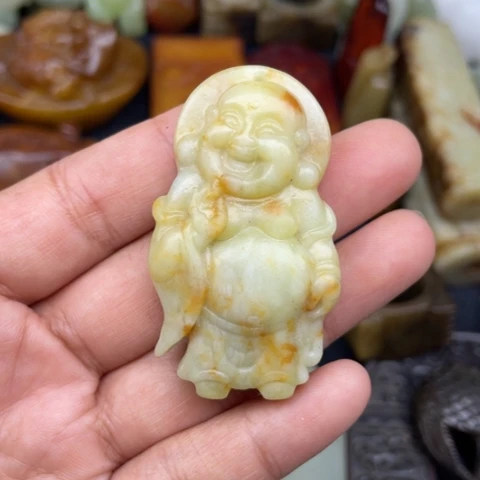 蛇纹石玉未镶嵌颈饰79