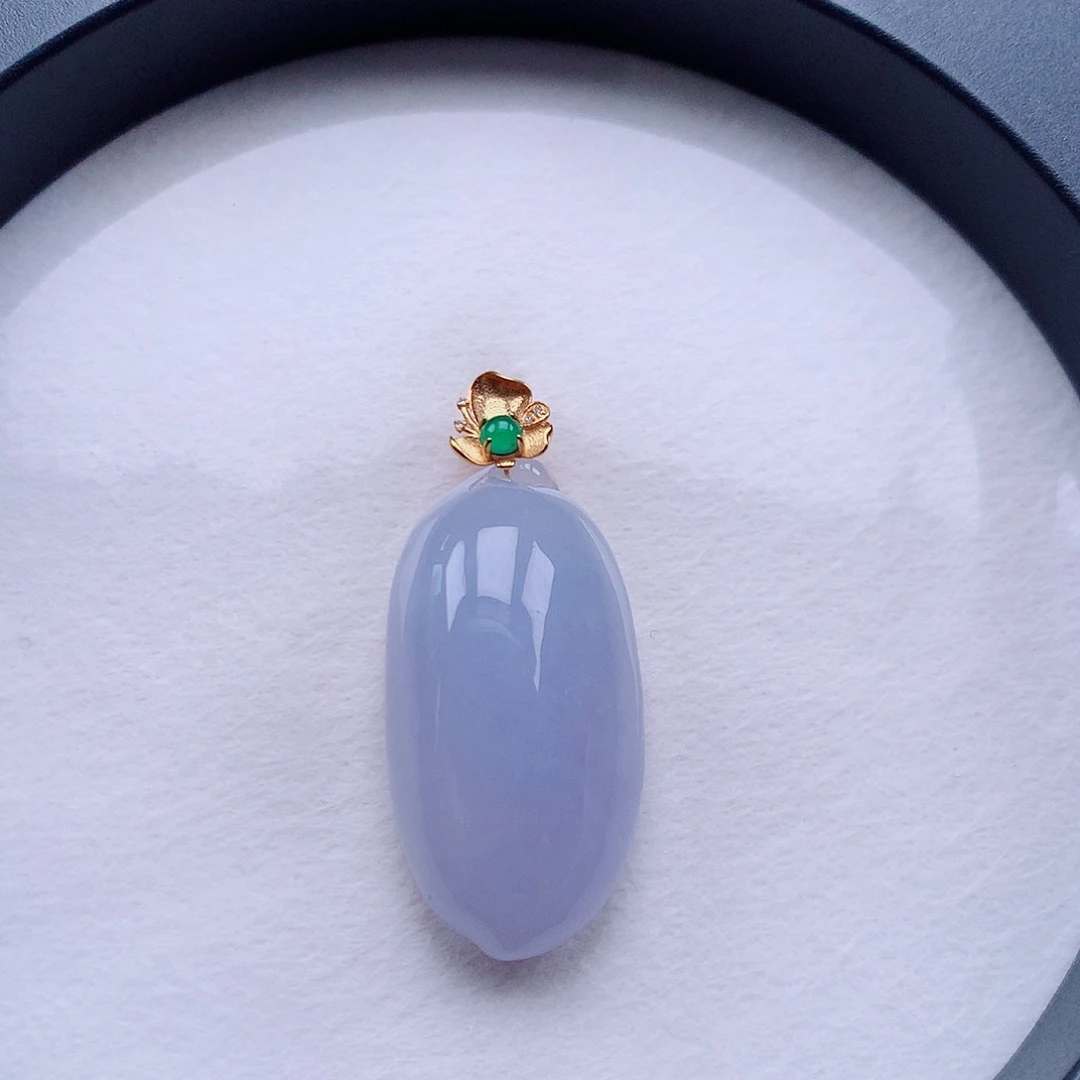 翡翠未镶嵌颈饰福利品