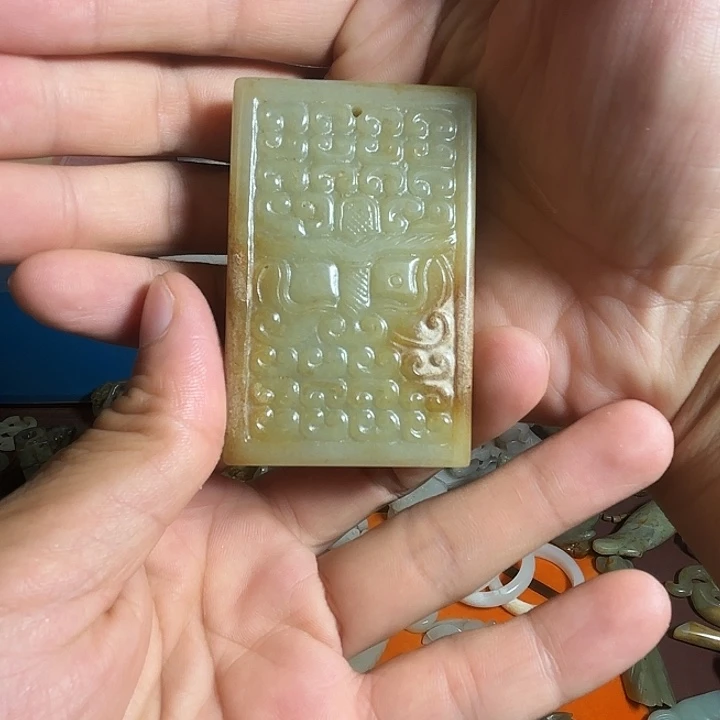 夏***天未镶嵌和田玉挂件