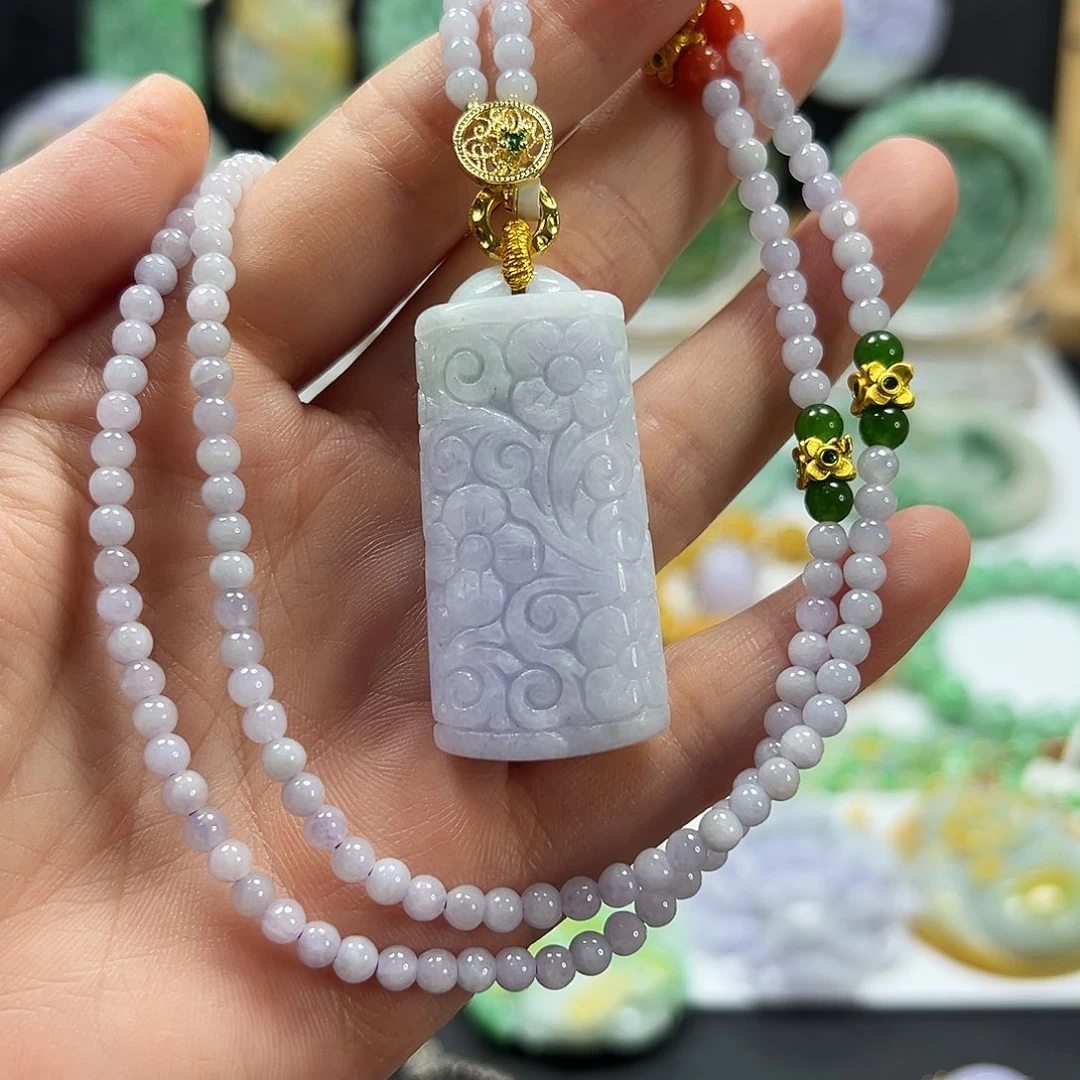 翡翠未镶嵌颈饰吊坠