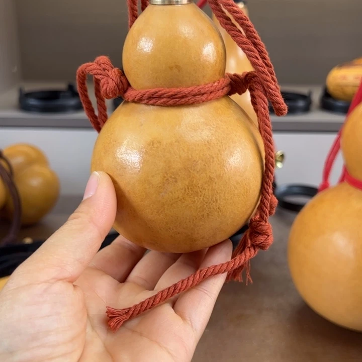 我摸邮政我我哦我哟