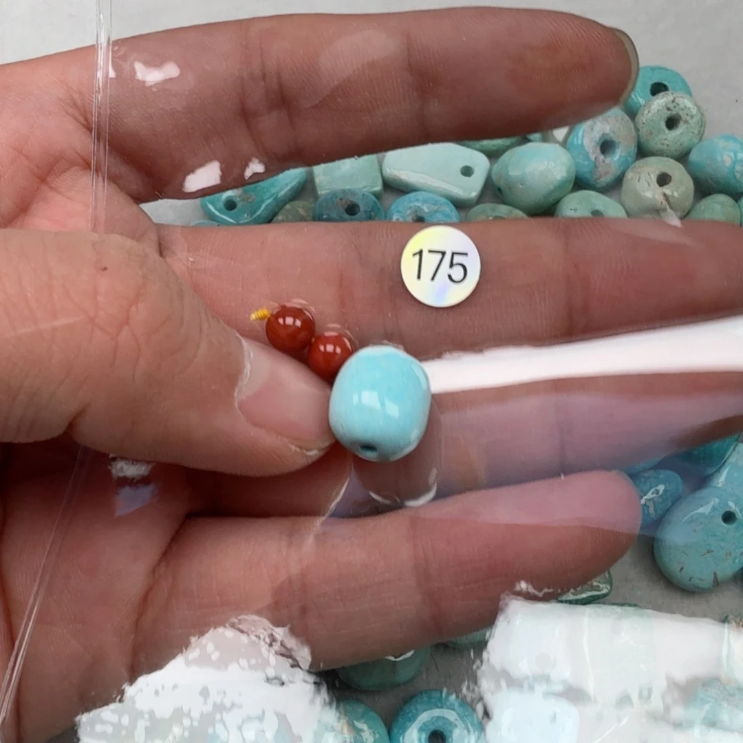 南红玛瑙未镶嵌珠宝奇石