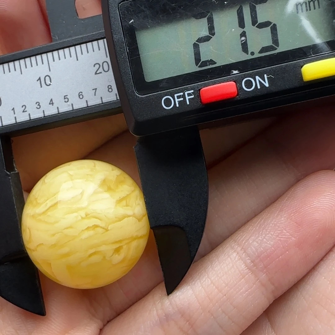 蜜蜡未镶嵌裸石微瑕虎皮圆珠