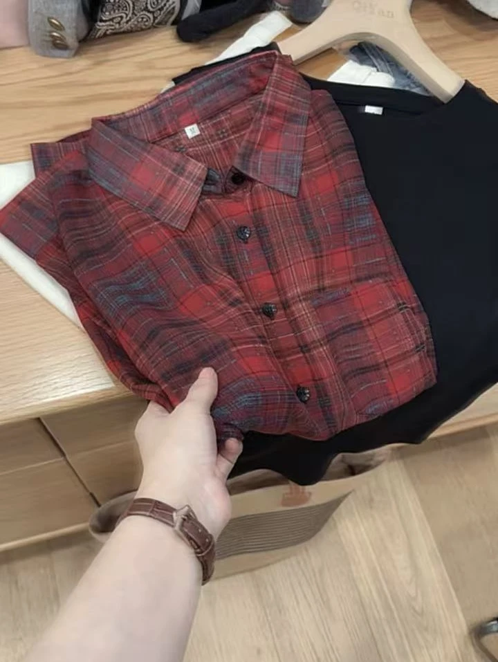 七言家 巨好穿！韩系穿搭@红格子防晒百搭空调衬衫@